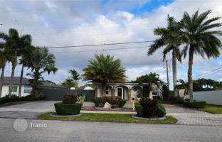 3-bedroom house 162 m² in Miami for $796,000