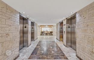 1-bedroom apartments in condo 103 m² in Sunny Isles Beach for $449,000