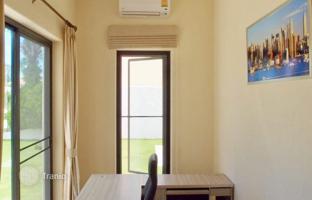 4-bedroom villa 400 m² in Pattaya for $864,000