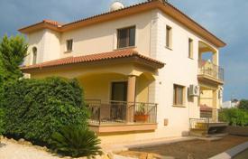 Four bedroom villa in Limassol, Zakaki for 370,000 €