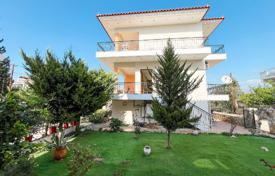 Bright three-storey villa near the center of Nafplio, Peloponnese, Greece for 250,000 €