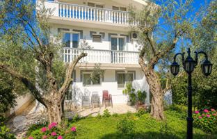10-bedroom house 368 m² in Becici for 850,000 €
