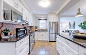Townhome – North York, Toronto, Ontario,  Canada for C$1,317,000