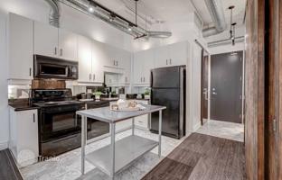 1-bedroom apartment in Eglinton Avenue East for C$763,000