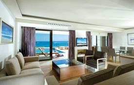 6 Bedroom Residence in 6-Stars Luxury Resort for 3,017,000 €