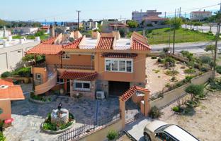 Two-storey house with a garden and a garage in Isthmia, Peloponnese, Greece for 300,000 €