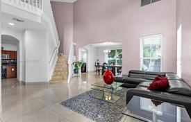 Townhome – West End, Miami, Florida,  USA for $990,000