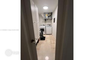 3-bedroom house 259 m² in Hollywood for $850,000