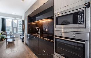 5-bedroom apartment in York Street for C$1,294,000
