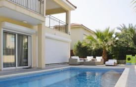 Villa in Limassol with 3 bedrooms, Potamos Germasogeia for 1,300,000 €