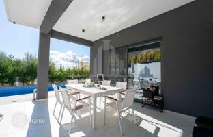 Furnished villa with a swimming pool and a garden, Germasoyia, Cyprus for 1,200,000 €