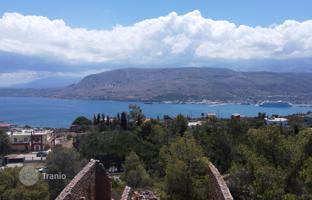 Land plot 2,149 m² in Kounoupidiana for 320,000 €