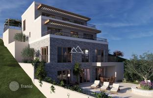 Land plot 542 m² in Tivat city for 542,000 €