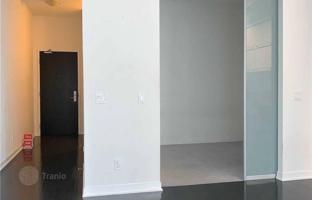 4-bedroom apartment in Bay Street for C$828,000