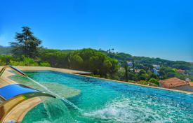Renovated two-level villa 500 m from the beach, Lloret de Mar, Costa Brava, Spain for 7,800 € per week