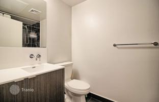 2-bedroom apartment in Harbour Street for C$1,225,000