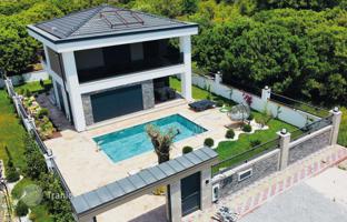 4-bedroom apartment 200 m² in Kemer for 38,037,000 TRY
