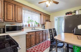 8-bedroom townhouse in North York for C$1,609,000