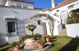 A bungalow for sale! This nice and cozy bungalow is located in the urbanization Benamara in Estepona for 220,000 € A bungalow for sale! This nice and cozy bungalow is located in the urbanization Benamara in Estepona for 220,000 €