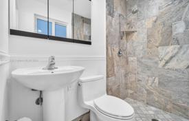 Townhome – Hollywood, Florida, USA for $1,600,000