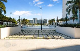 4-bedroom apartments in condo 322 m² in Aventura for $2,190,000