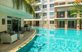 Furnished apartment in residence with swimming pools and gardens, 700 meters from the beach, Pattaya, Thailand. Price on request