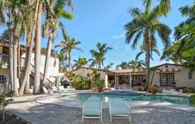 Comfortable villa with a backyard, a pool, a relaxation area, a terrace and a garage, Fort Lauderdale, USA for $2,399,000