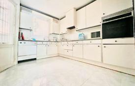 Apartment – Orihuela, Alicante, Valencia,  Spain for 279,000 €