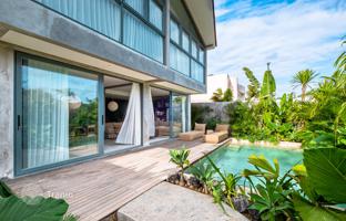 2-bedroom villa 148 m² in Balangan beach for $259,000