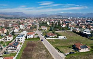 Land plot 2,122 m² in Podgorica city for 1,115,000 €