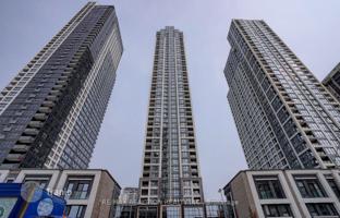 4-bedroom apartment in Etobicoke for C$680,000