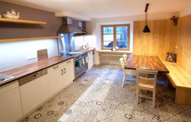 Detached house – Pettneu am Arlberg, Tyrol, Austria for 2,940 € per week