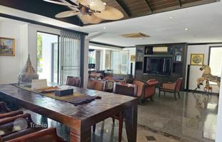 3-bedroom apartment 359 m² in Pattaya for $1,494,000