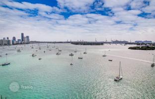 2-bedroom apartments in condo 107 m² in Island Avenue for $1,495,000