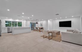 Townhome – Hollywood, Florida, USA for $1,599,000