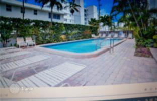 1-bedroom apartments in condo 64 m² in Fort Lauderdale for $285,000