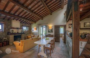 Land plot 1,400 m² in Monte Castello di Vibio for 1,900,000 €