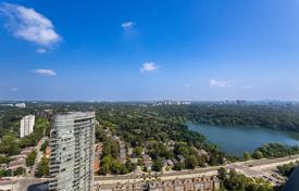 Apartment – Lake Shore Boulevard West, Etobicoke, Toronto,  Ontario,   Canada for C$990,000