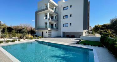 Modern club complex with a swimming pool at 750 meters from the beach, Germasoyia, Cyprus