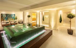 7-bedroom villa 931 m² in Marbella for 13,950,000 €