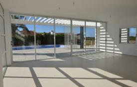 Luxury villa on the Mediterranean coast for 871,000 €