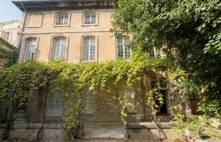 2-bedroom villa 36 m² in Avignon for 1,090,000 €