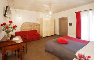 10-bedroom villa in Pitigliano for 3,700,000 €