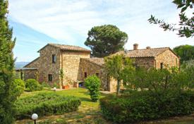 Beautiful four-story villa with a large garden, Cetona, Italy for 1,480,000 €