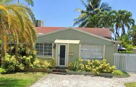 Townhome – Hollywood, Florida, USA for $670,000