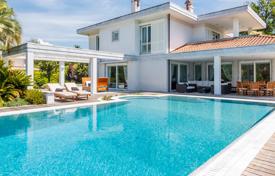 Elite villa with a terrace, a pool, a patio and a private park, Forte dei Marmi, Tuscany, Italy for 10,600 € per week