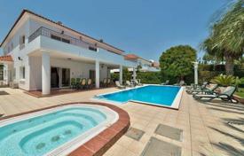 House (Detached) in Pervolia, Larnaca for Sale for 3,500,000 €