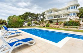 Luxury three-storey villa on the first line from the sea, Tarragona, Costa Dorada, Spain for 5,900 € per week