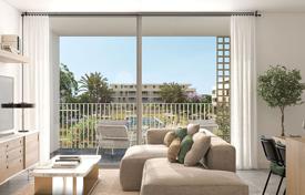 Three-bedroom modern apartment in Denia, Alicante, Spain for 300,000 €