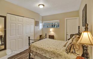 2-bedroom apartments in condo 103 m² in South Ocean Drive for $450,000